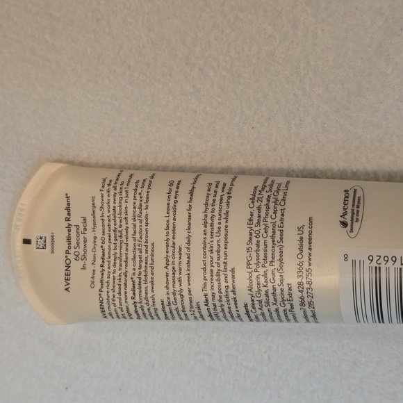 Positively Radiant In-Shower Facial - Picture 2 of 2